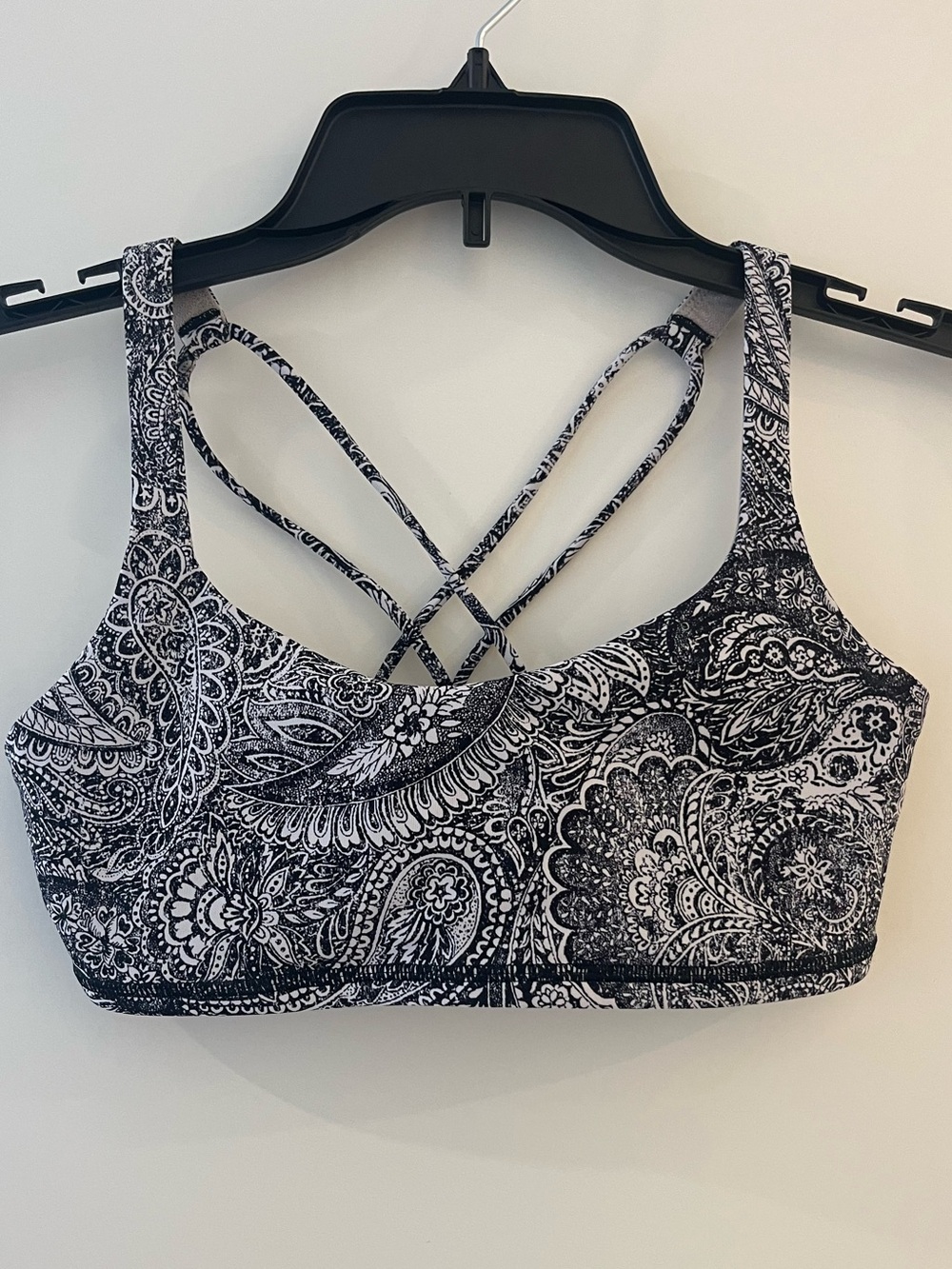 lululemon athletica Printed Strappy Sports Bra - Black & White